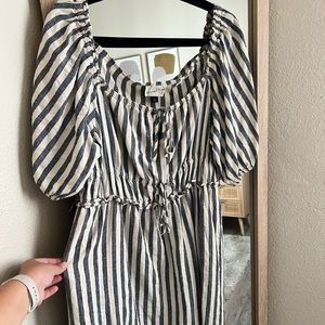 Woman dress. Size L. Bought from Target.